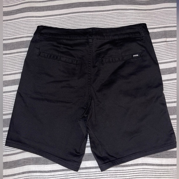 Short chino shorts - Picture 2 of 2